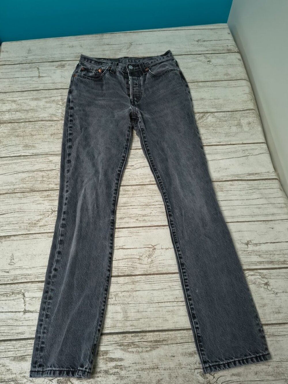 Levi’s Grey Wash Slim Straight Jeans W26 L32
